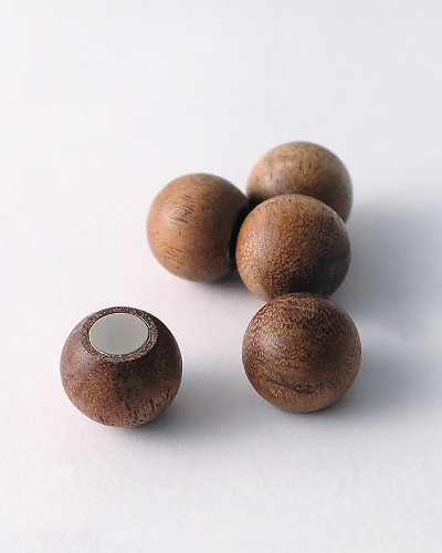 Wood Magnet Ball (5 pieces)
